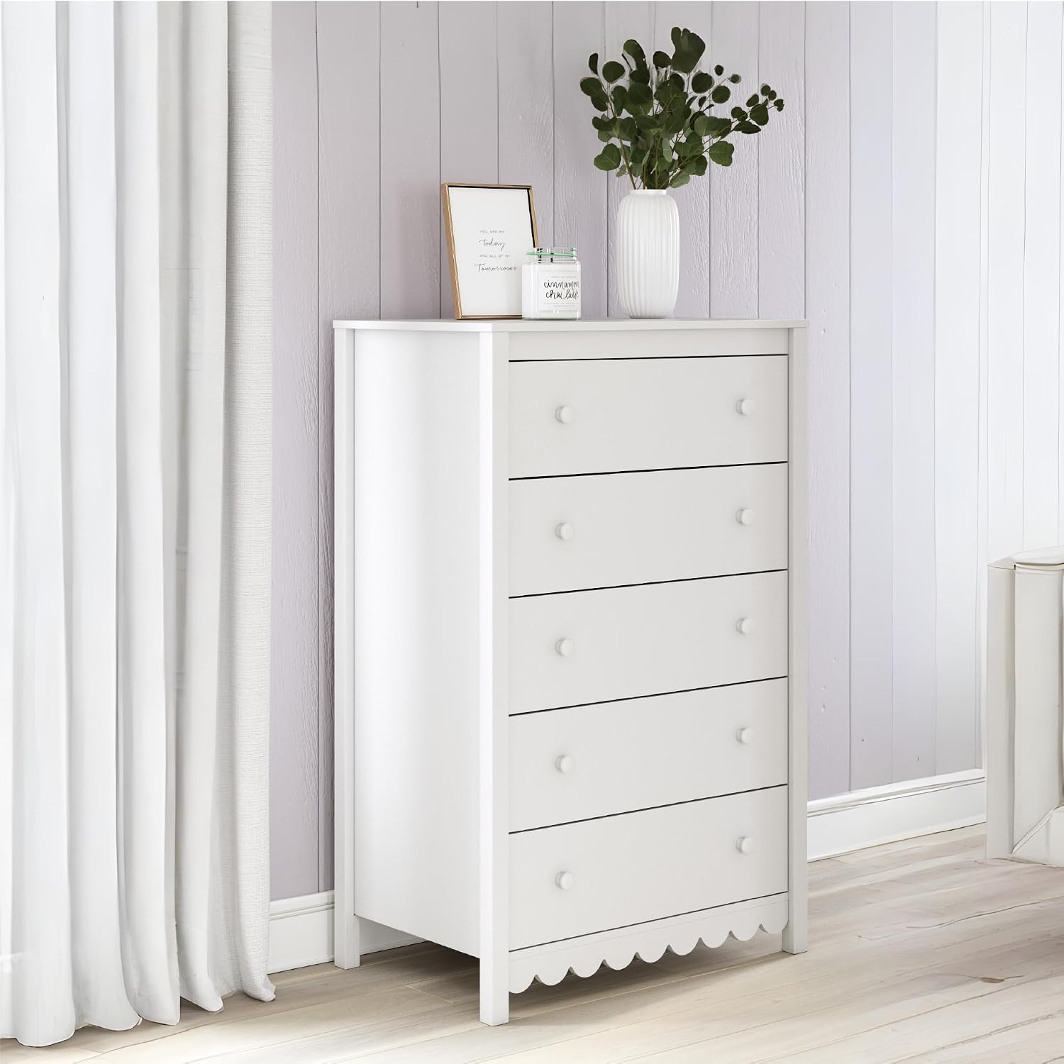Hallityn Casual Coastal Chest Matte White Finish